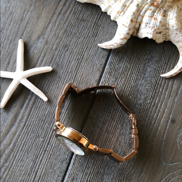 ⭐️🍃Michael Kors watch🍃⭐️ - Picture 4 of 6